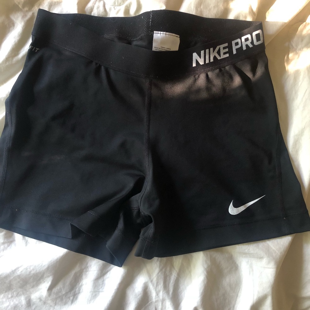 Black Nike pros
